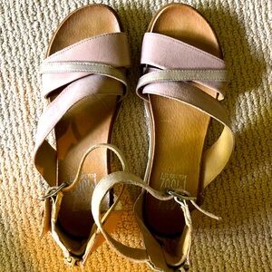 Miz Mooz light purple and silver open toe zip back and adjustable sandal